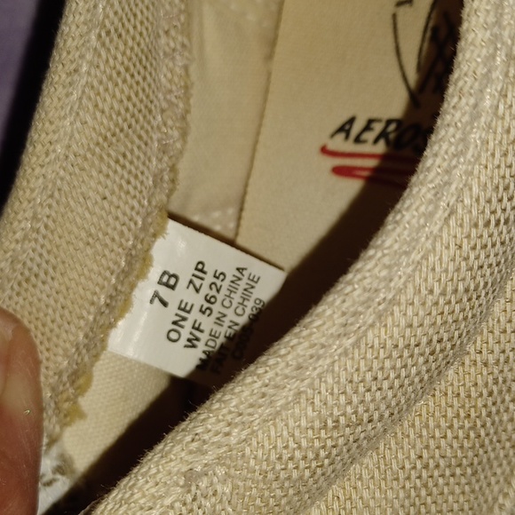 Aerosoles canvas slip-on like new - Picture 7 of 8